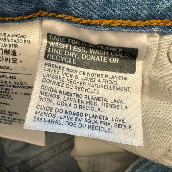 Levi's Wedgie Straight Premium Big E Raw Hem Ripped Jeans 25 NWOT - Picture 8 of 15